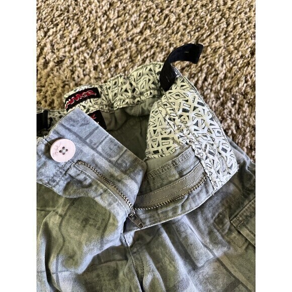 Tony Hawk Cargo Shorts skateboard design size 6 - Picture 4 of 6